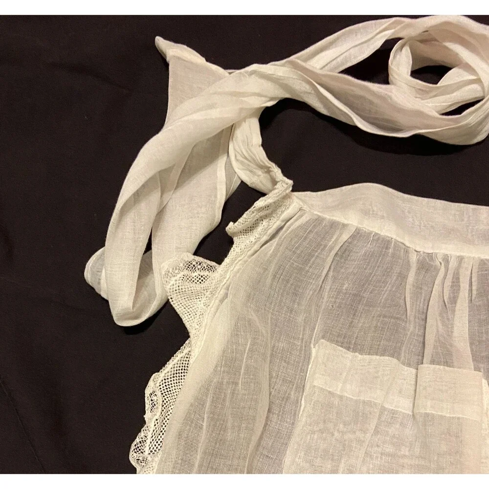#5734 Womens White Sheer Lace Half Hostess Apron rust stains